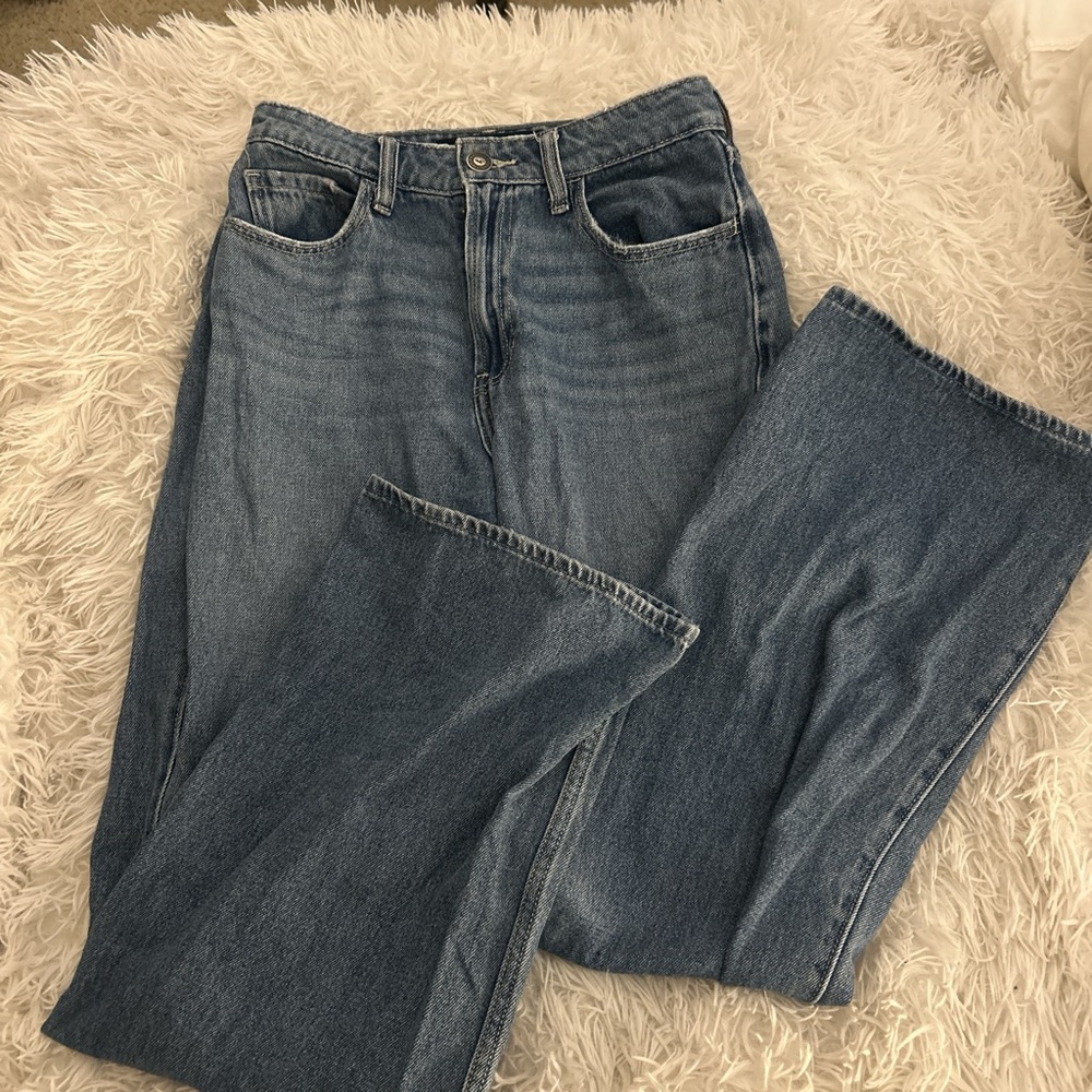 High rise baggy Hollister jeans size 0!!